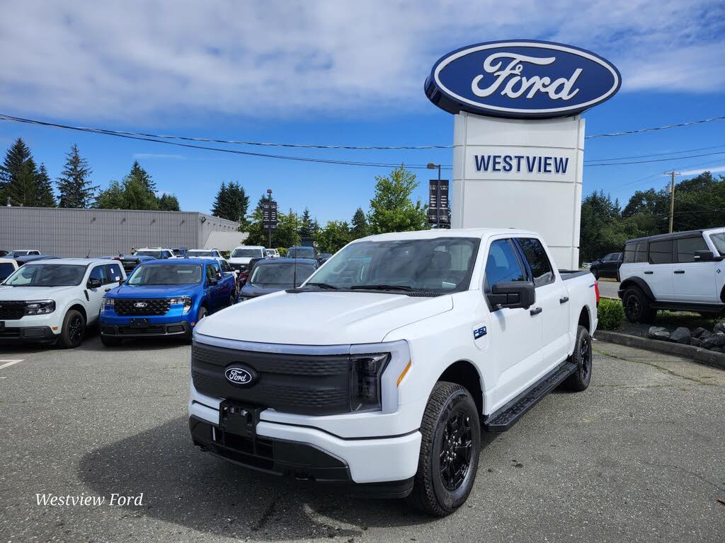 2025 Ford F-150 Lightning XLT SuperCrew AWD