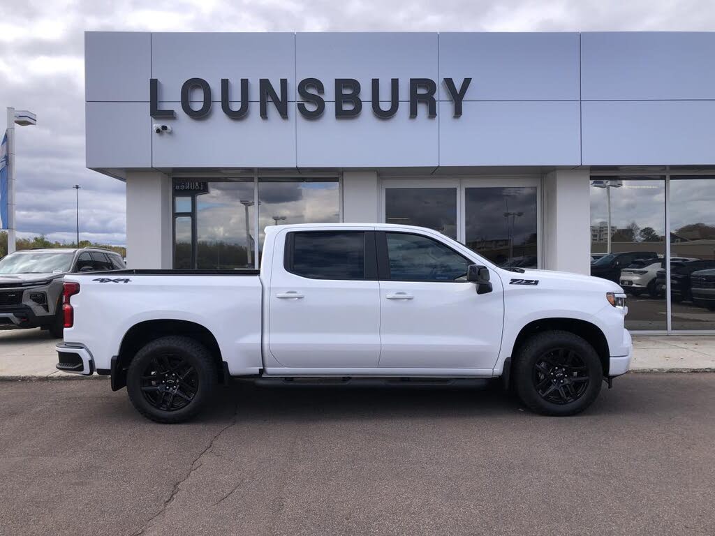 2026 Chevrolet Silverado 1500 RST Crew Cab 4WD