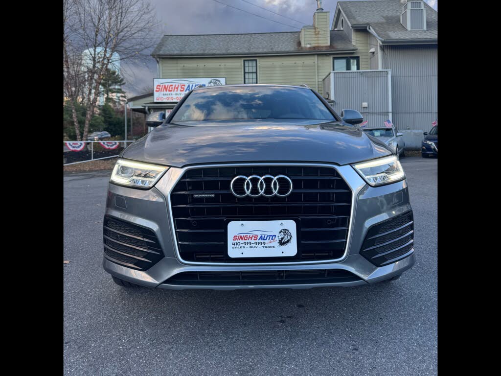 2016 Audi Q3 2.0T quattro Prestige