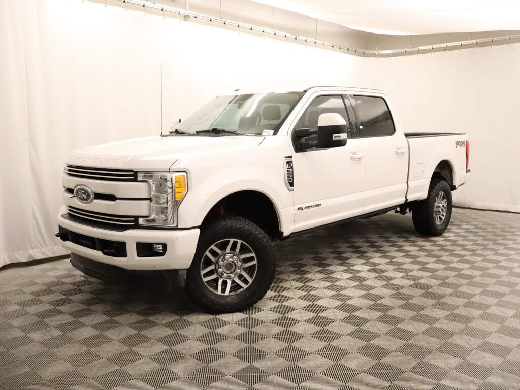 2017 Ford F-350 Super Duty Lariat Crew Cab 4WD