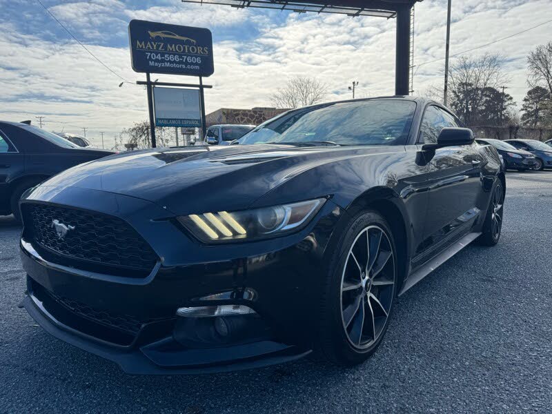 2017 Ford Mustang EcoBoost Coupe RWD
