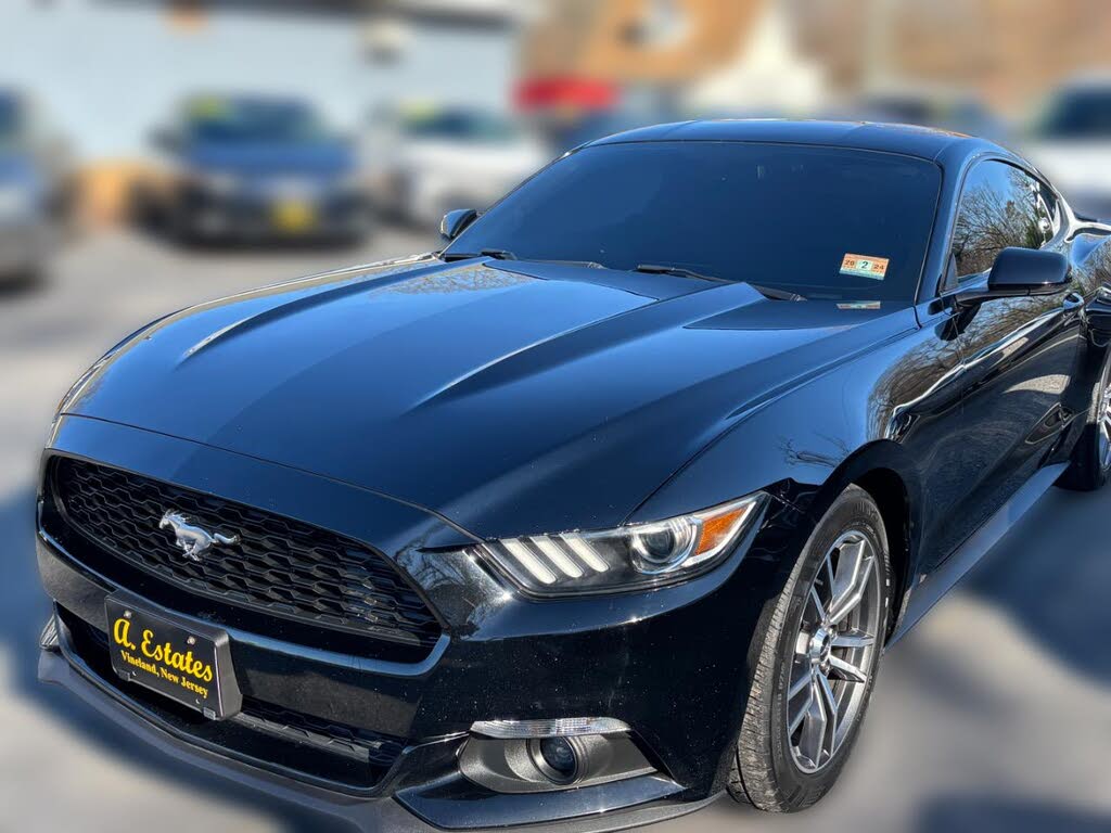 2017 Ford Mustang EcoBoost Coupe RWD