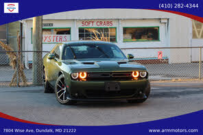 Dodge Challenger R/T Scat Pack RWD