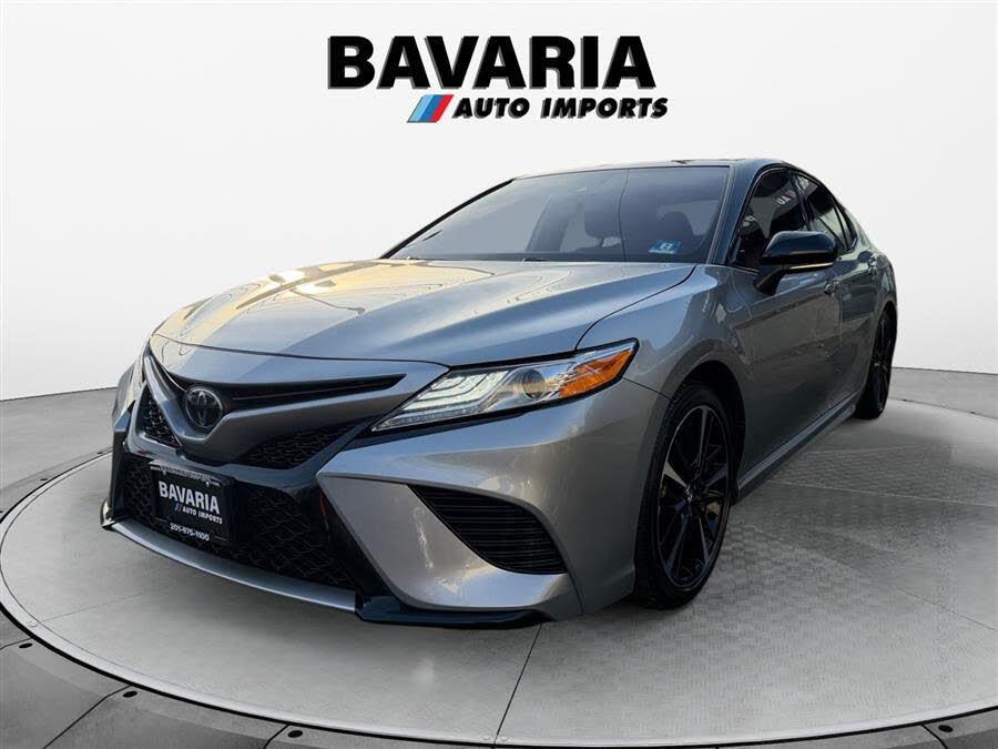 2020 Toyota Camry XSE FWD