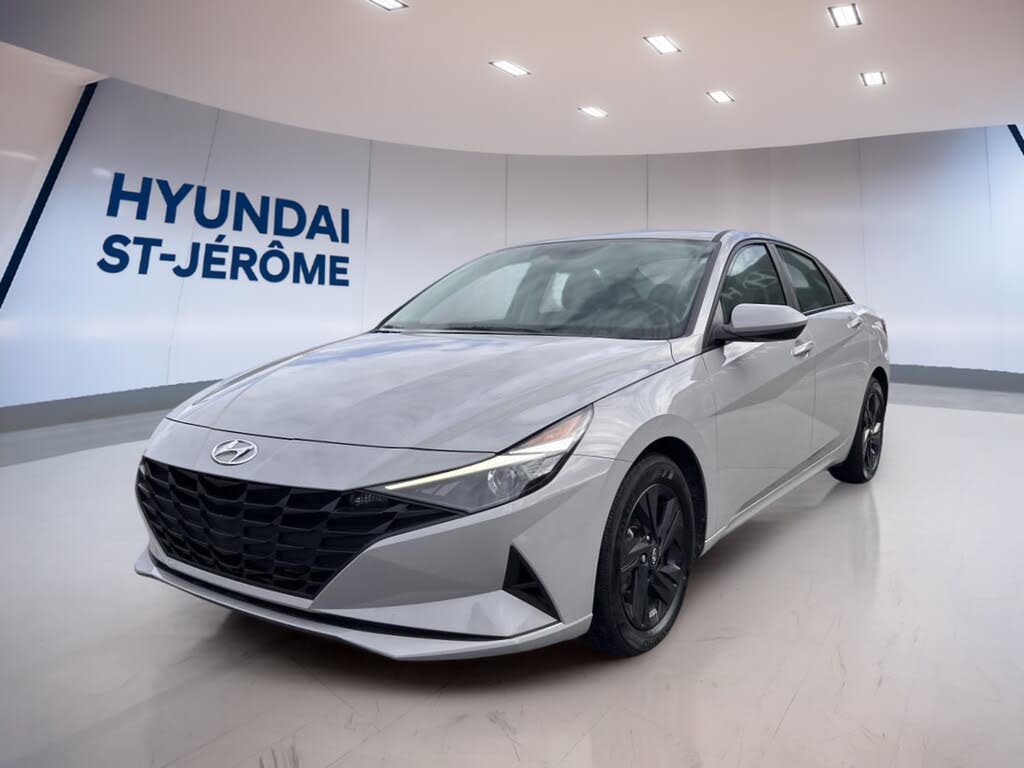 2023 Hyundai Elantra Preferred FWD