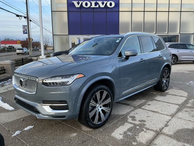 2023 Volvo XC90 Recharge T8 Ultimate Bright Theme 7-Passenger eAWD