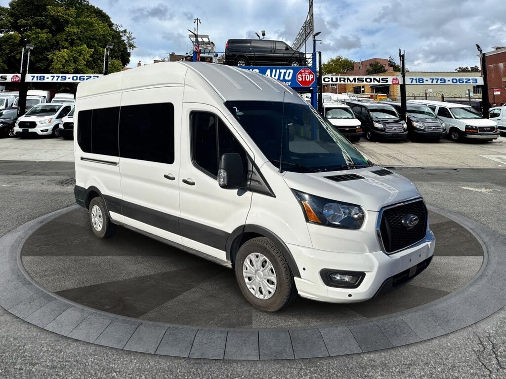 2025 Ford Transit Passenger 350 XLT High Roof LB RWD