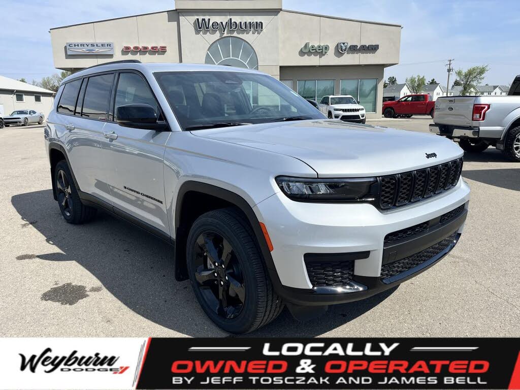 2025 Jeep Grand Cherokee L Altitude 4WD