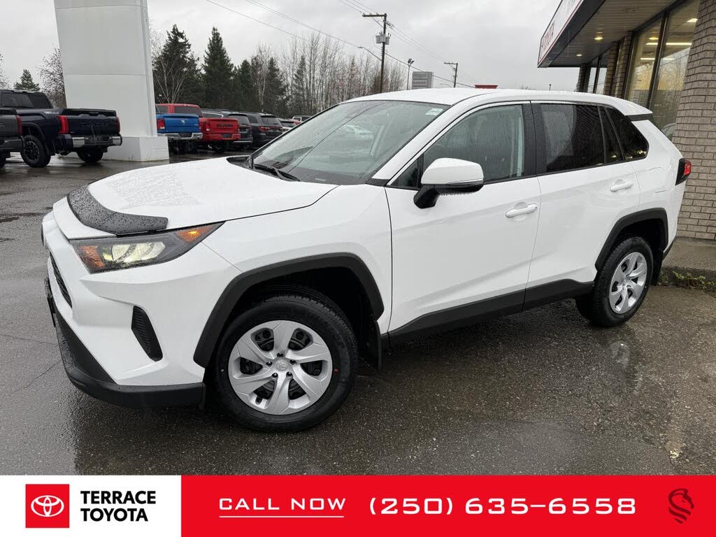 2025 Toyota RAV4 LE AWD