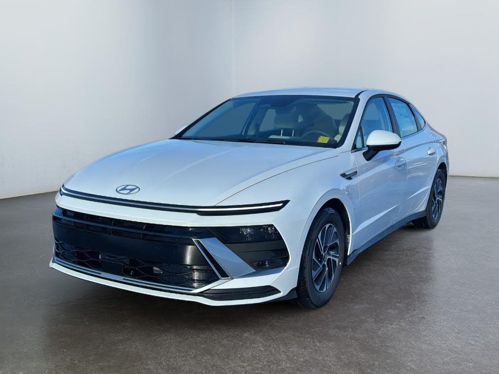 2026 Hyundai Sonata Hybrid Blue FWD