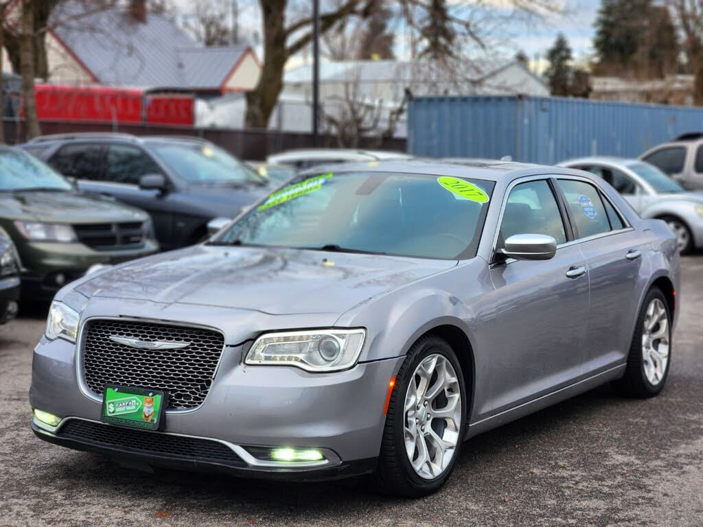 2017 Chrysler 300 C Platinum RWD