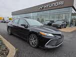 Toyota Camry Hybrid XLE FWD
