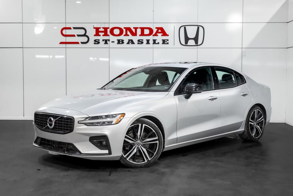 2022 Volvo S60 B5 R-Design AWD