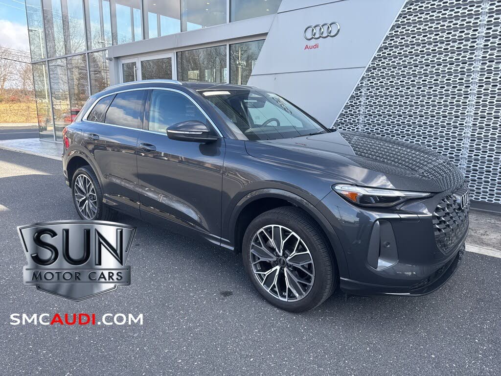 2025 Audi Q5 quattro Premium Plus 40 TFSI