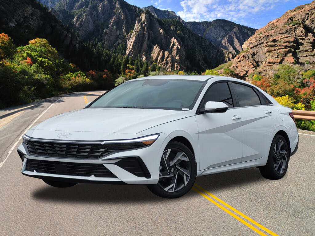 2025 Hyundai Elantra Limited FWD