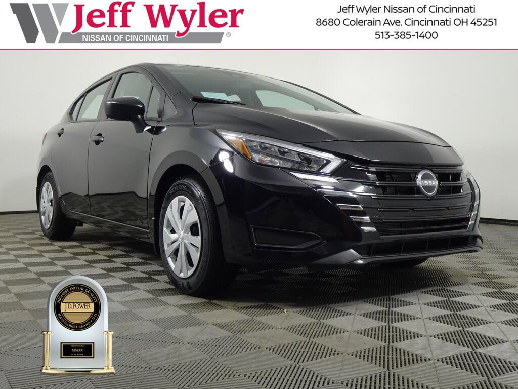 2025 Nissan Versa S FWD