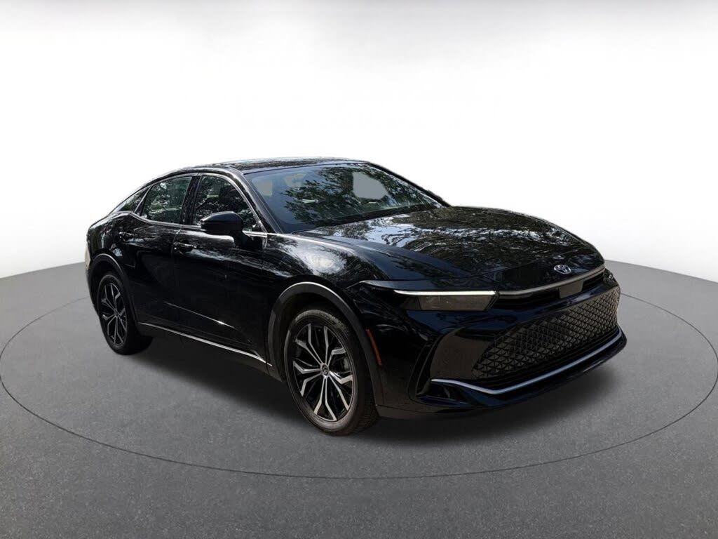 2025 Toyota Crown XLE AWD