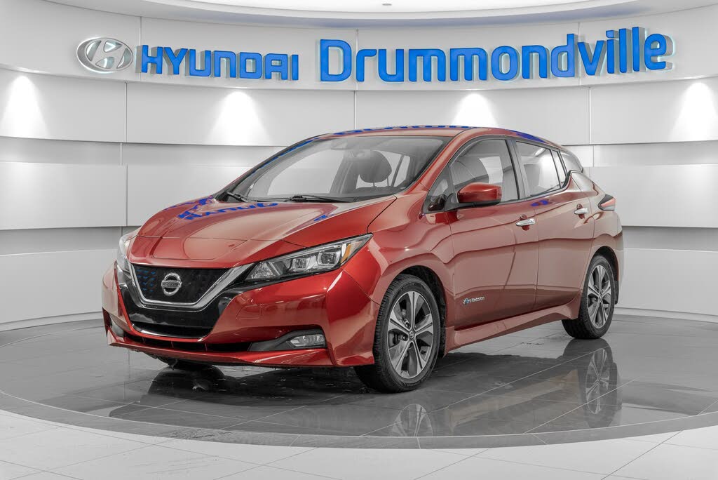 2019 Nissan LEAF SV FWD