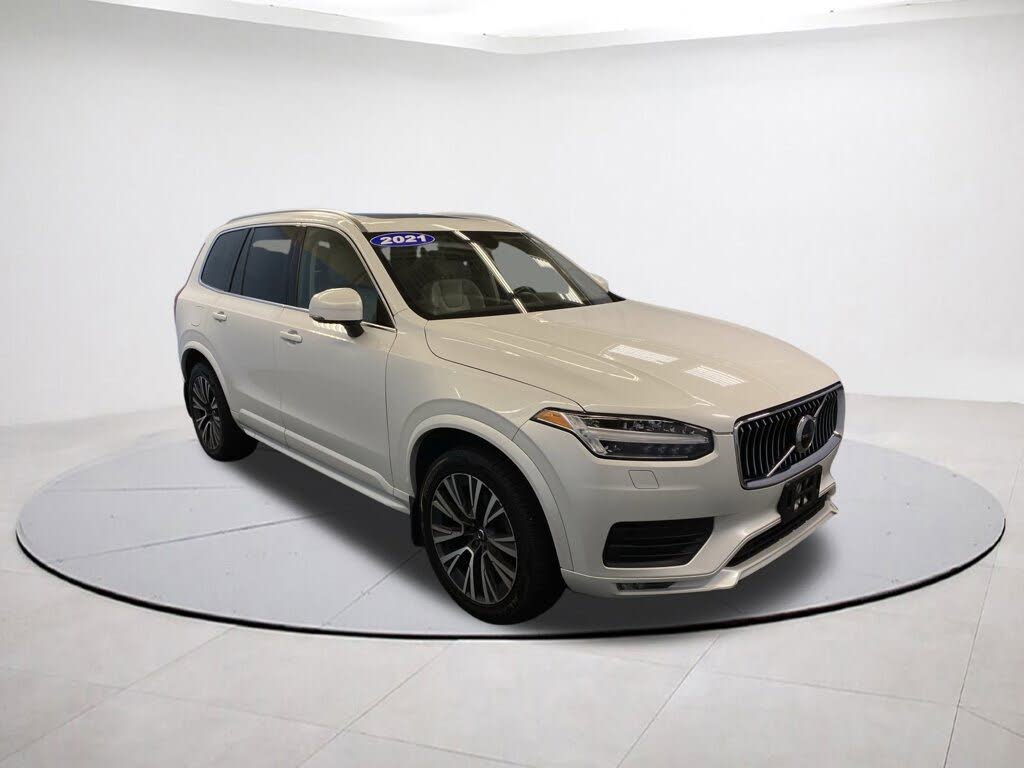 2021 Volvo XC90 T5 Momentum AWD