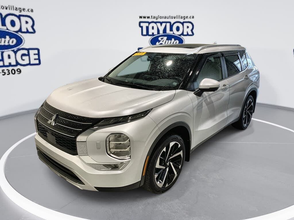 2023 Mitsubishi Outlander SE S-AWC