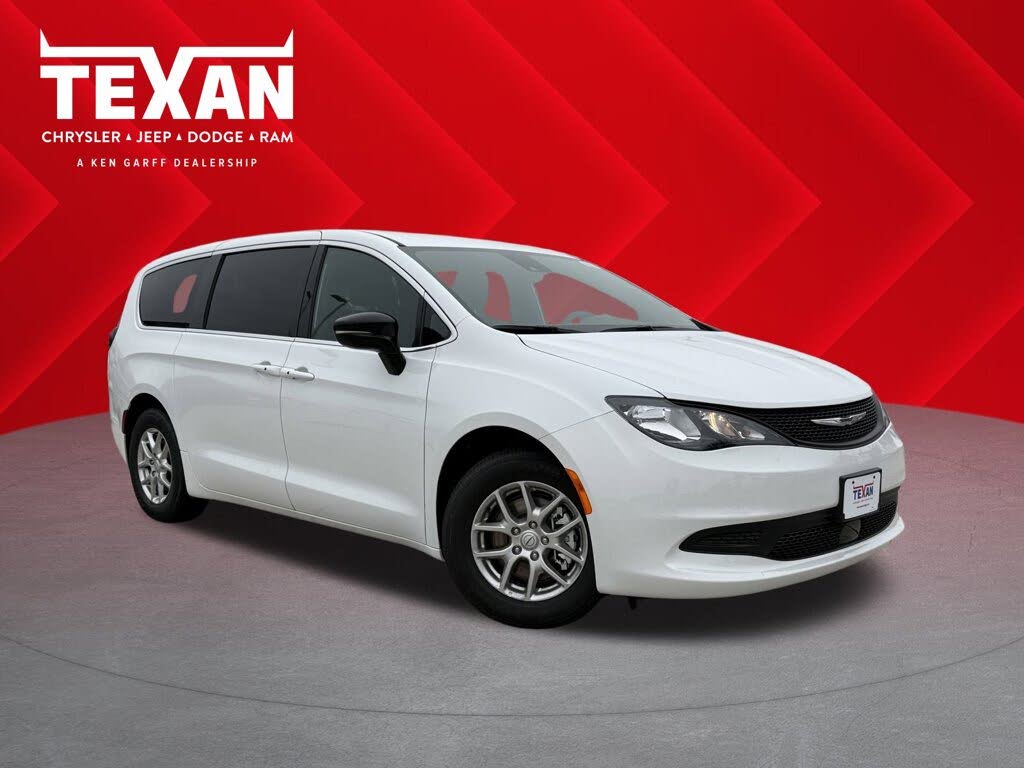 2026 Chrysler Voyager LX FWD