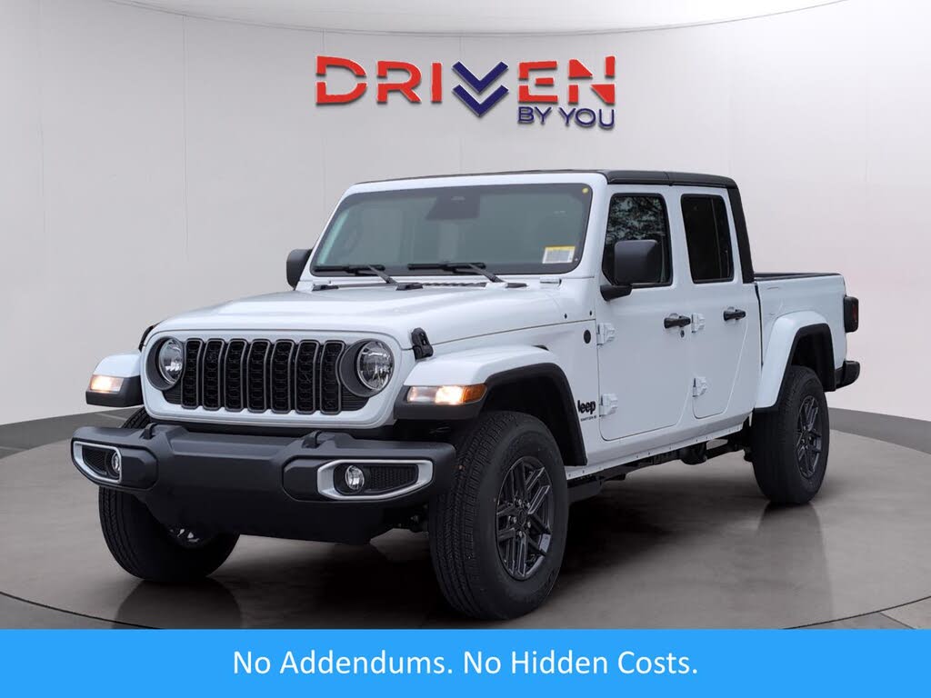 2026 Jeep Gladiator Sport S Crew Cab 4WD