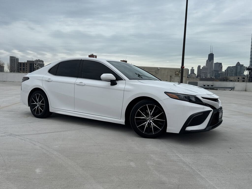 2023 Toyota Camry SE AWD