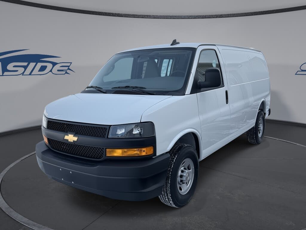 Chevrolet Express Cargo 2500 RWD 2025