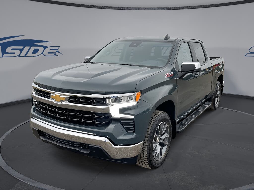 2026 Chevrolet Silverado 1500 LT Crew Cab 4WD