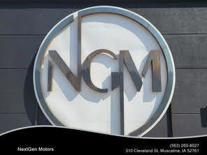 Oldsmobile Cutlass Supreme 4 Dr SL Sedan