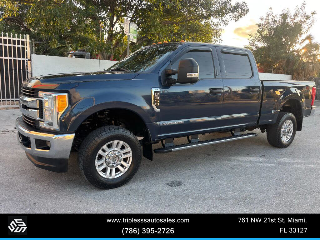 2017 Ford F-350 Super Duty XLT Crew Cab 4WD
