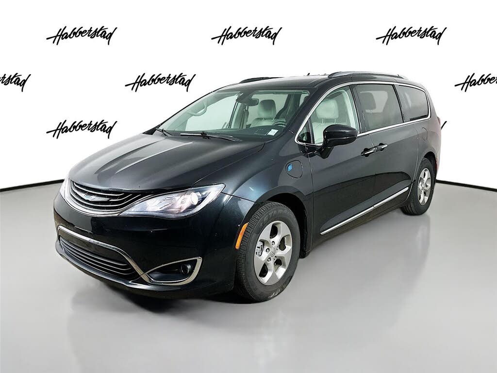 2019 Chrysler Pacifica Hybrid Touring L FWD