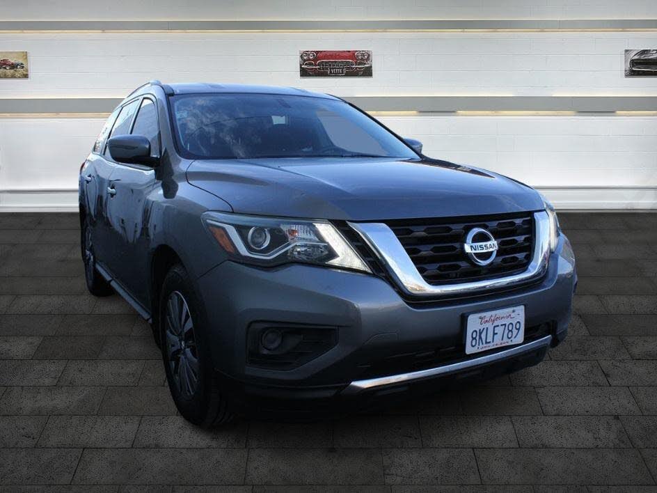 2019 Nissan Pathfinder S FWD