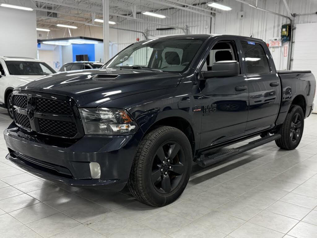 2020 RAM 1500 Classic Express Crew Cab SB 4WD