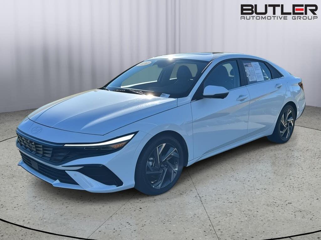 2024 Hyundai Elantra Limited FWD