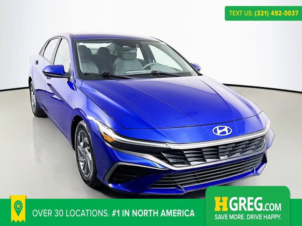 2024 Hyundai Elantra SEL FWD