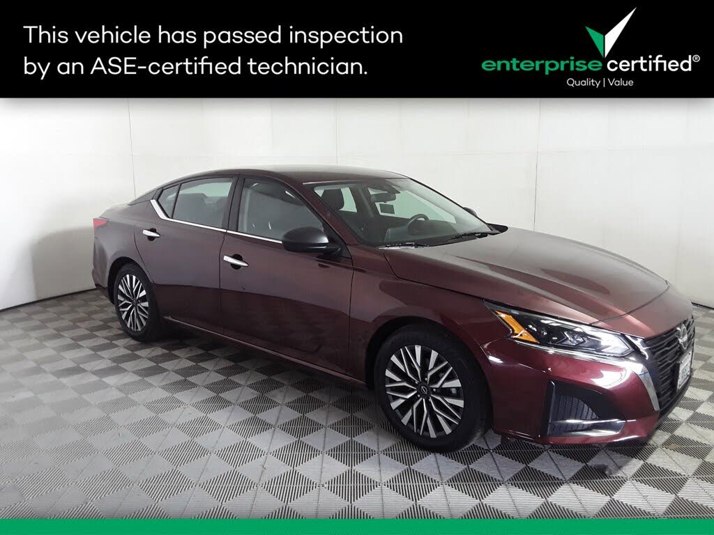 2024 Nissan Altima 2.5 SV FWD