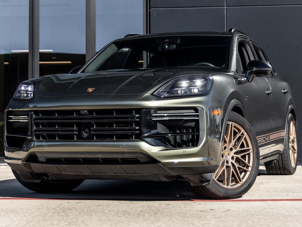 2024 Porsche Cayenne Turbo GT AWD