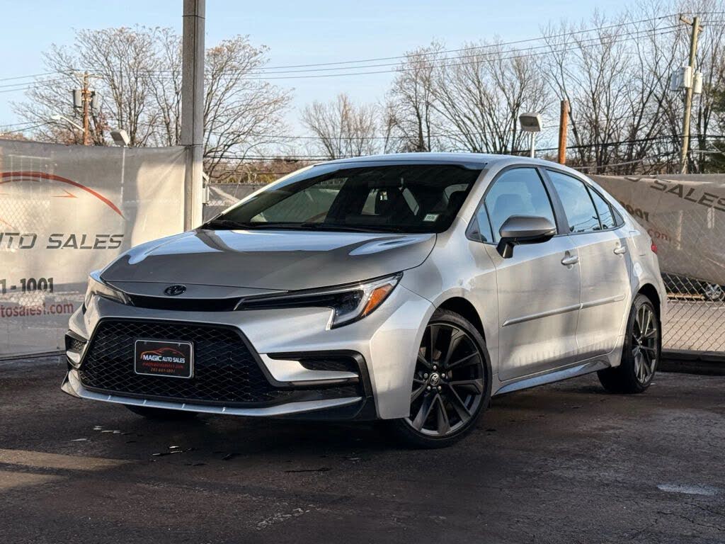 2024 Toyota Corolla SE FWD