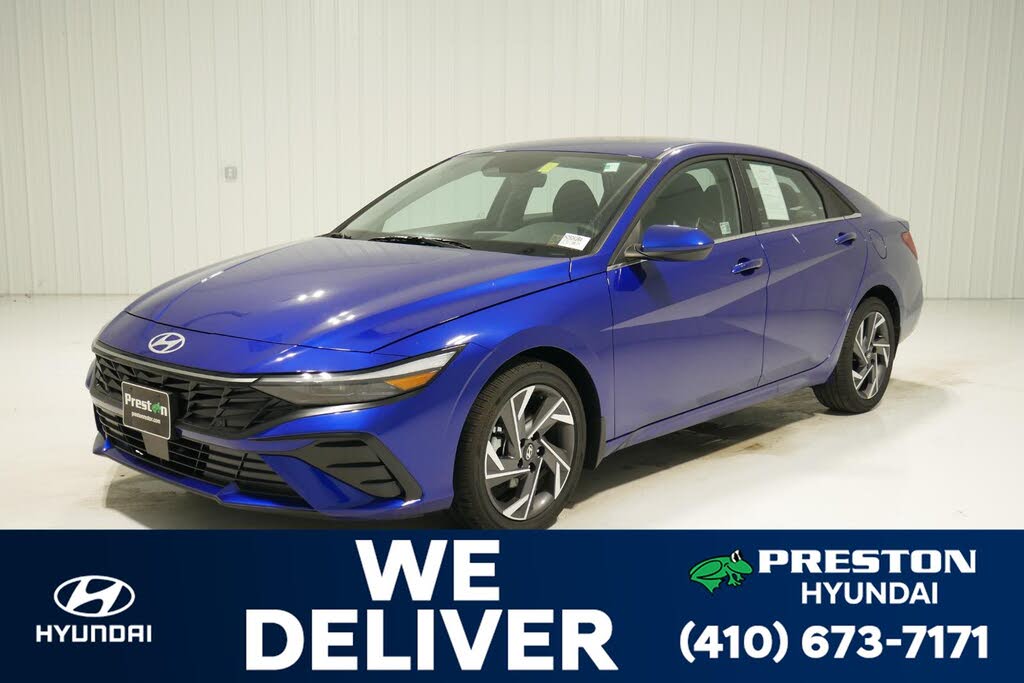 2025 Hyundai Elantra SEL Convenience FWD