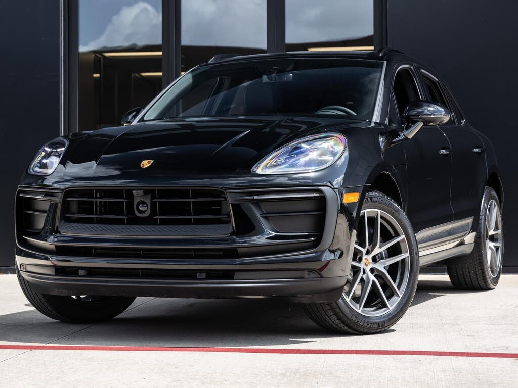 2025 Porsche Macan