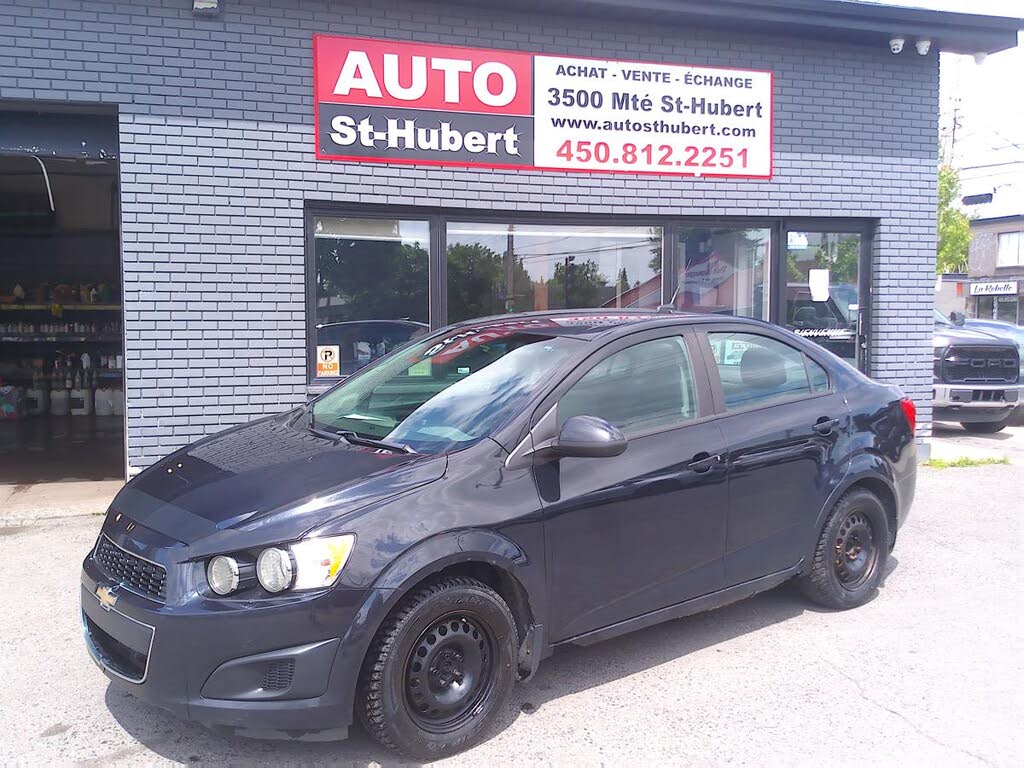 2014 Chevrolet Sonic LS Sedan FWD