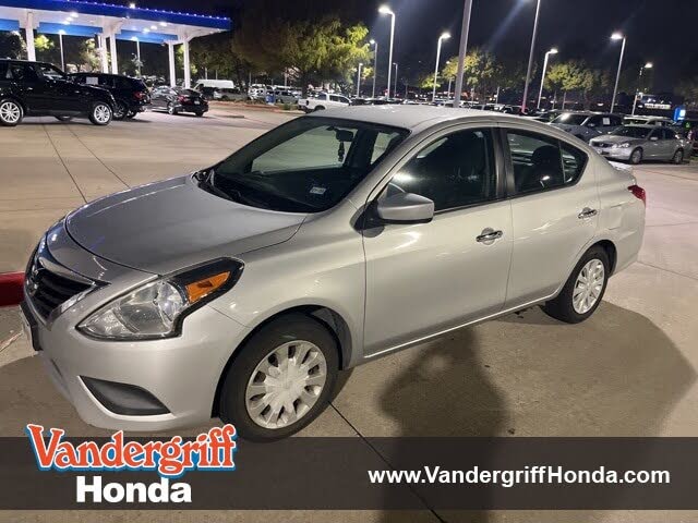 2019 Nissan Versa SV FWD