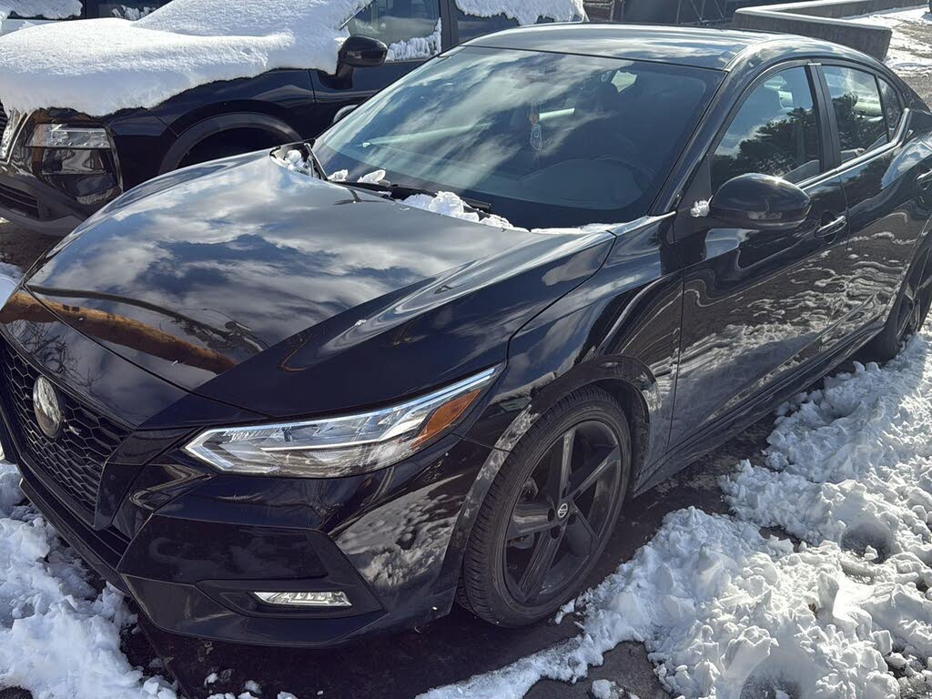 2022 Nissan Sentra SR FWD