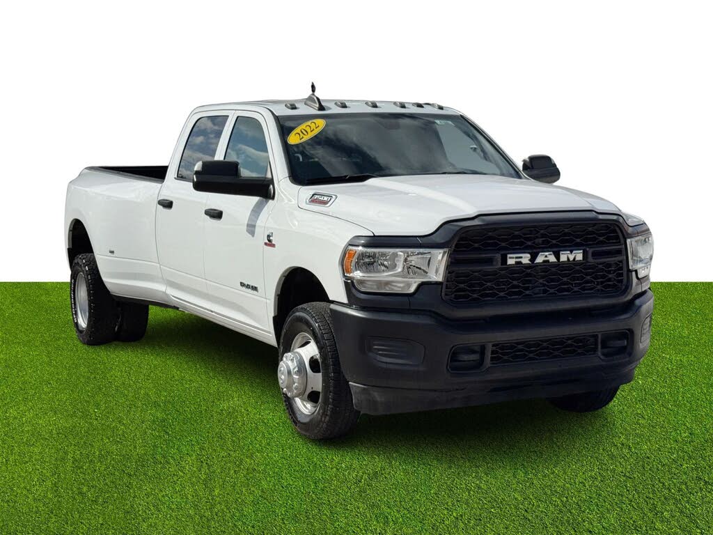 2022 RAM 3500 Tradesman Crew Cab LB DRW 4WD