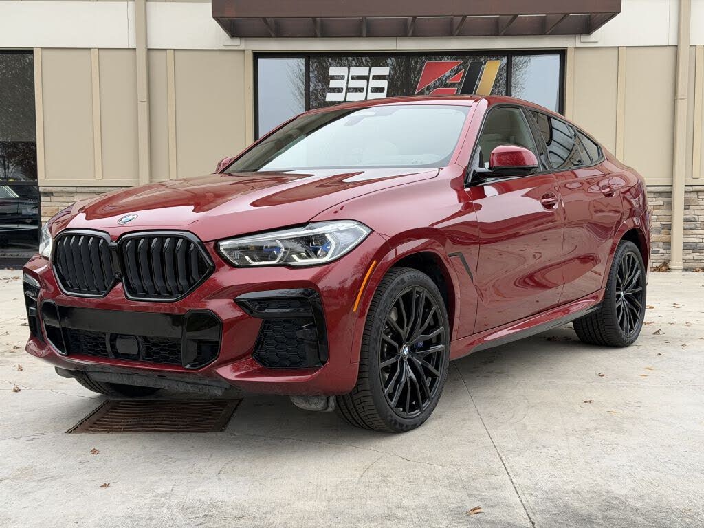 2023 BMW X6 M50i AWD