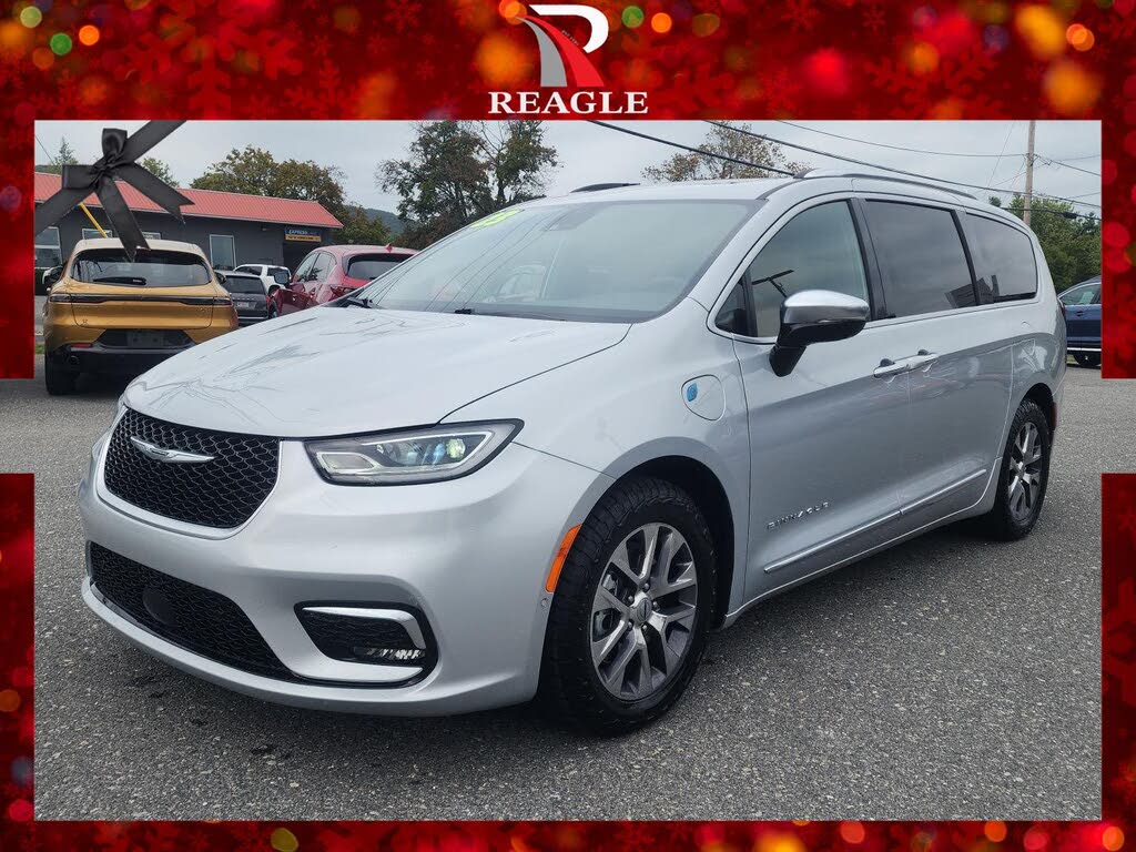 2023 Chrysler Pacifica Hybrid Pinnacle FWD