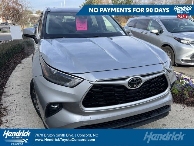 2023 Toyota Highlander XLE FWD