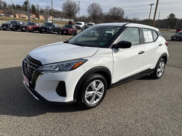 2024 Nissan Kicks S FWD