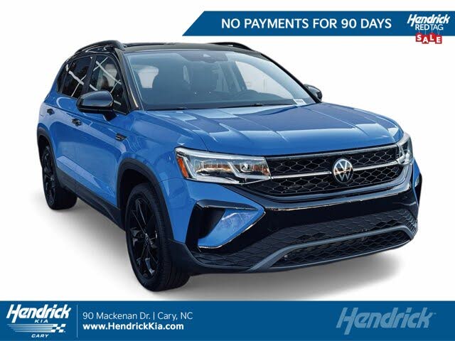 2024 Volkswagen Taos SE Black FWD